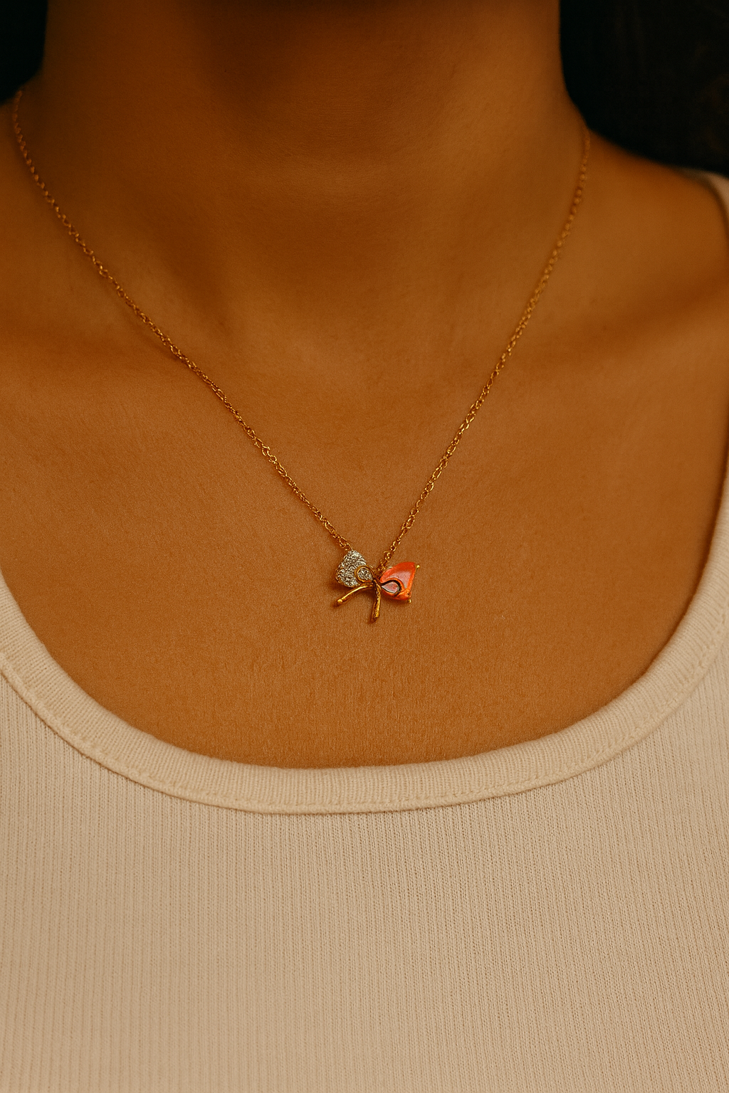 Bow pendant